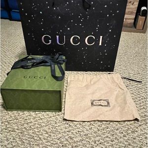 Authentic Gucci Belt Bag box